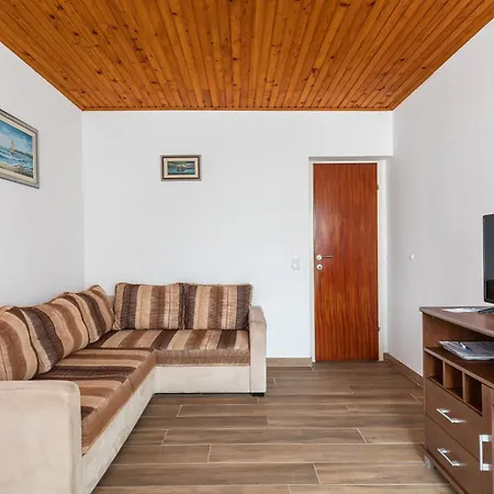 Lulu Apartment Split