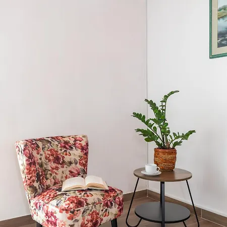 Lulu Apartment